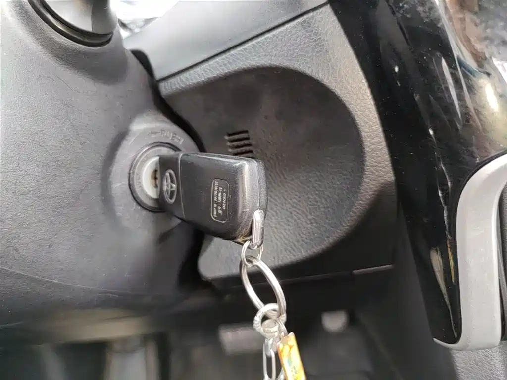 Toyota Levin 2017 Facelift 185T CVT Elite (China V) фото 9