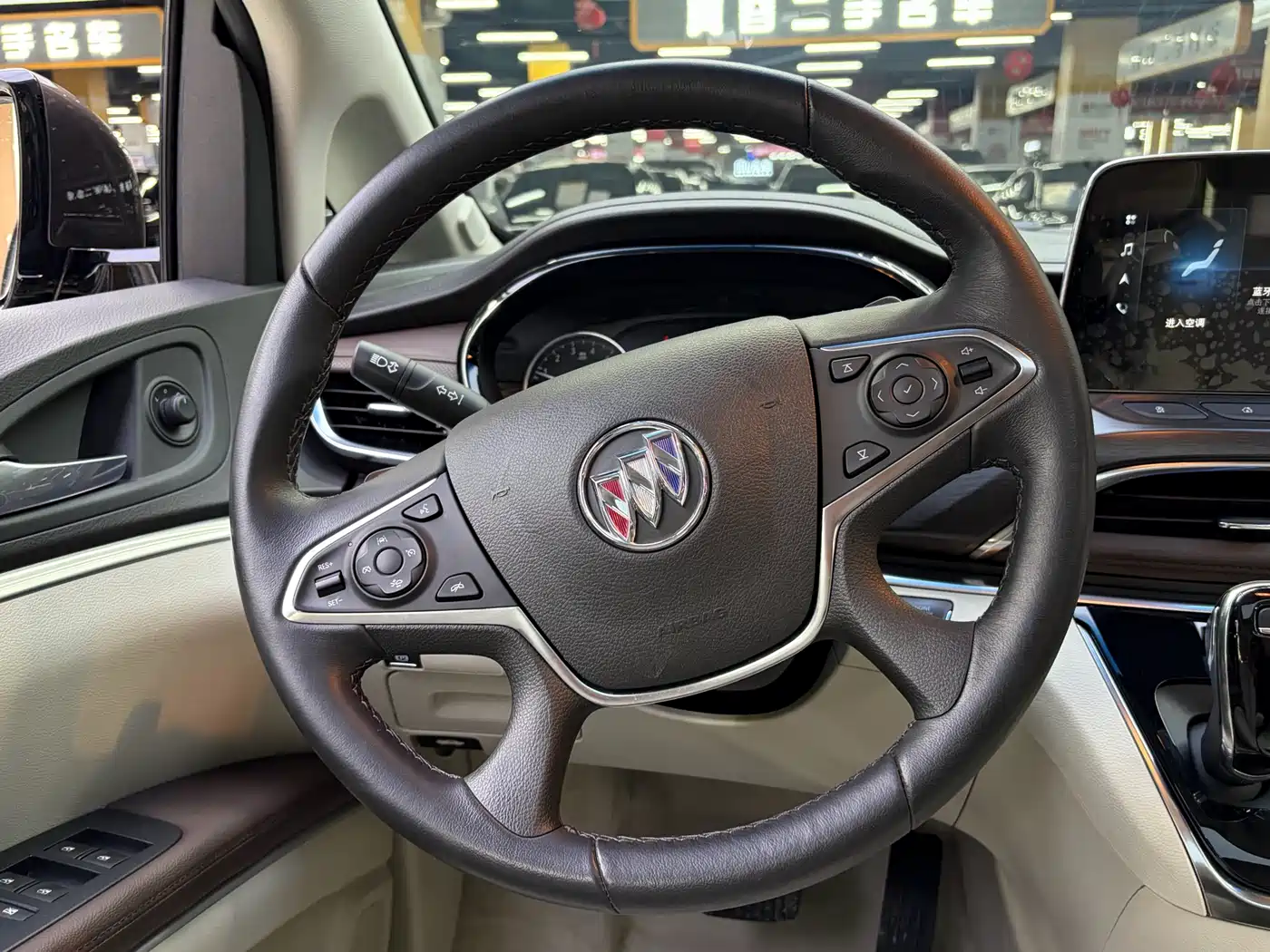 Buick GL8 2021 Land Business Class 652T Smart Luxury фото 7
