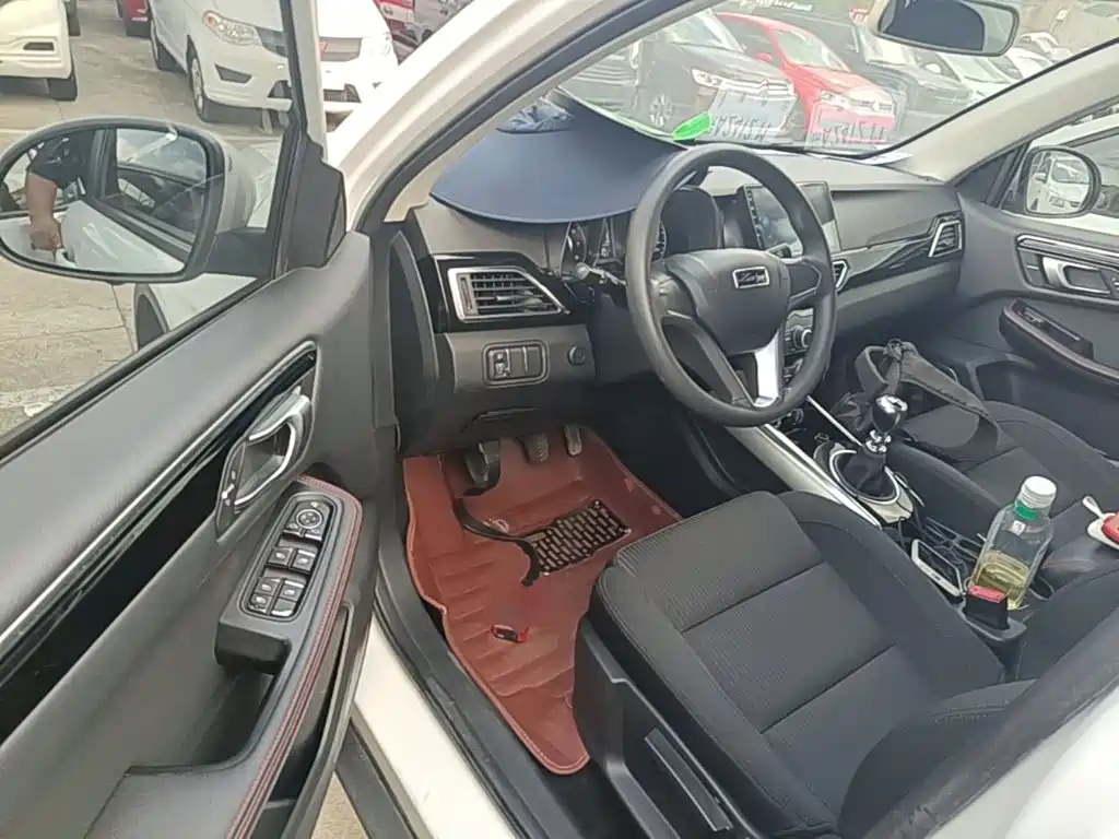 Zotye Damai X5 2016 2016 1.5T Manual Elite 7-Seater (China IV)