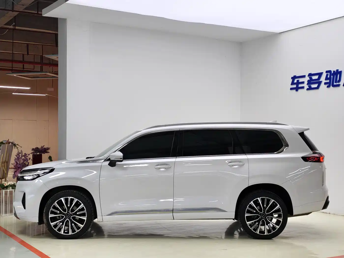 Exeed Landmark 2021 290T 2WD Star Edition фото 3