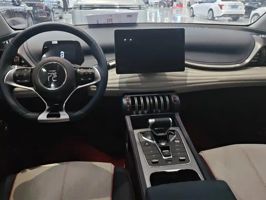 BYD Yuan PLUS 2022 510KM Premium фото 12