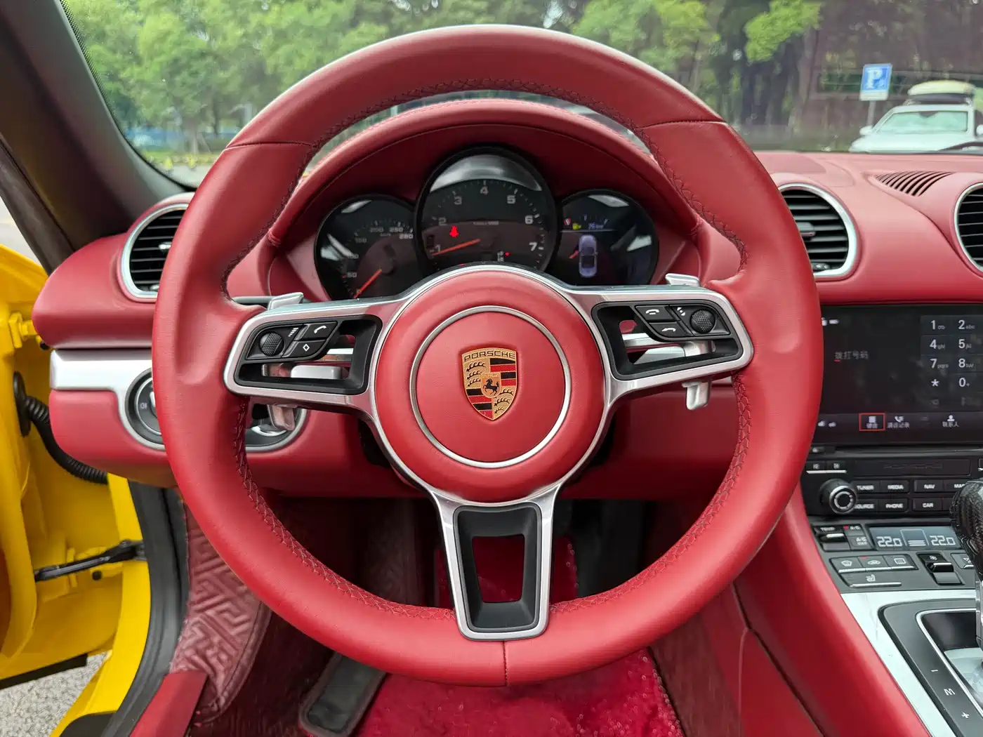 Porsche 718 2018 Boxster 2.0T фото 8