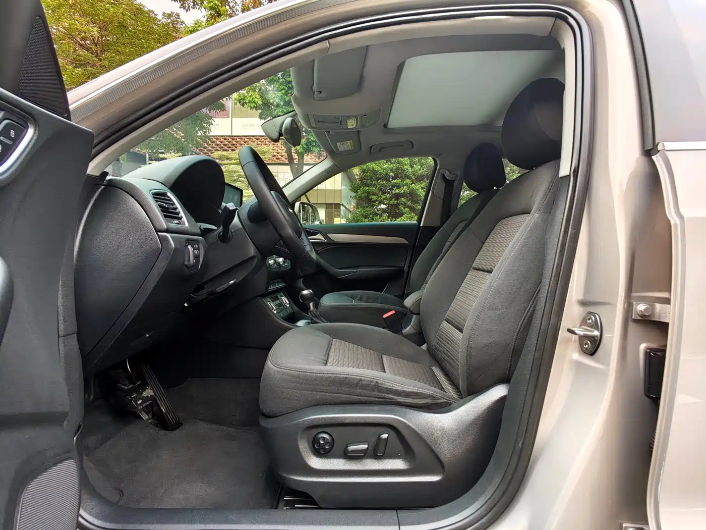 Audi Q3 2015 30 TFSI Progressive фото 7