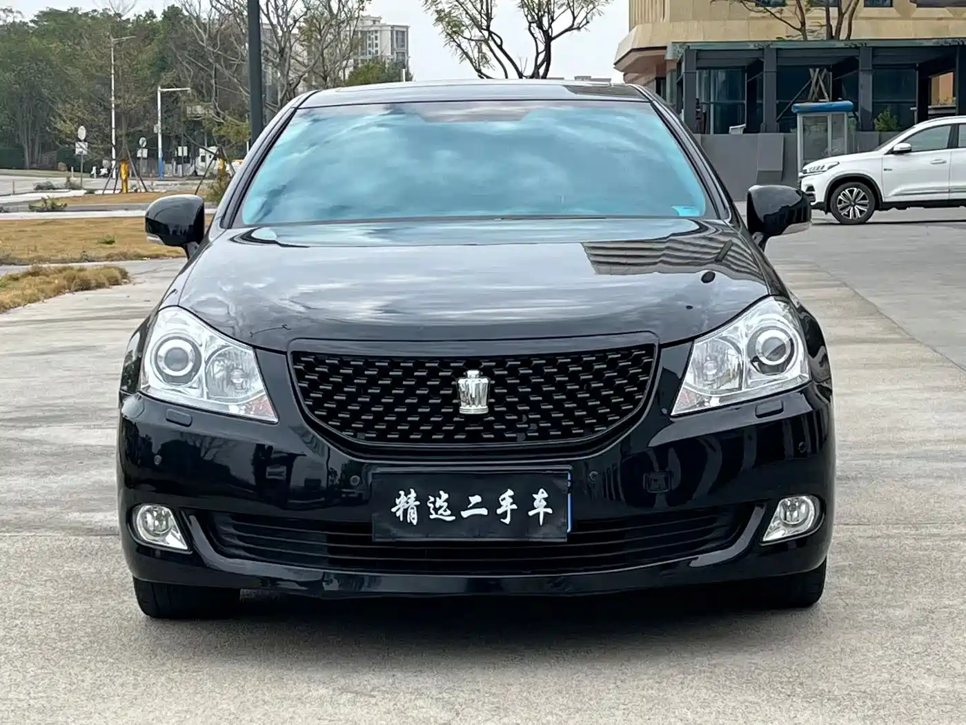 Toyota Crown 2011 2.5L Royal Leather Sunroof Special Edition