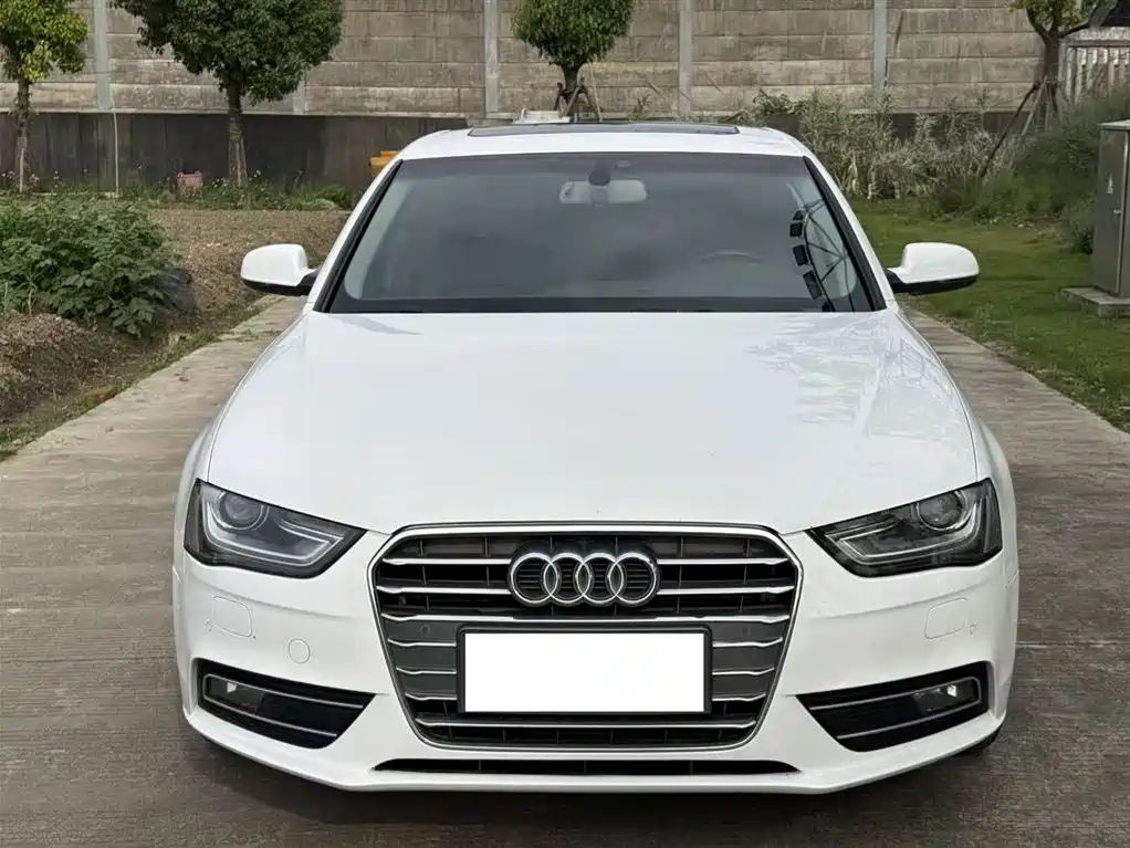 Audi A4L 2015 35 TFSI Auto Standard фото 2