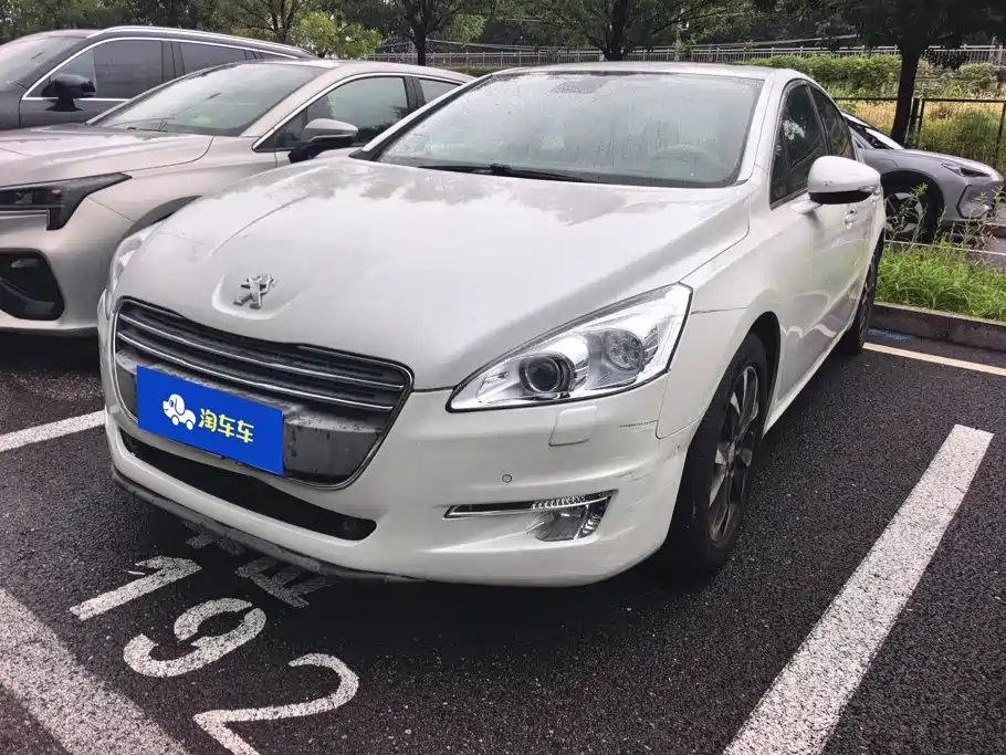 Peugeot 508 2013 2013 2.3L Roland Garros Edition
