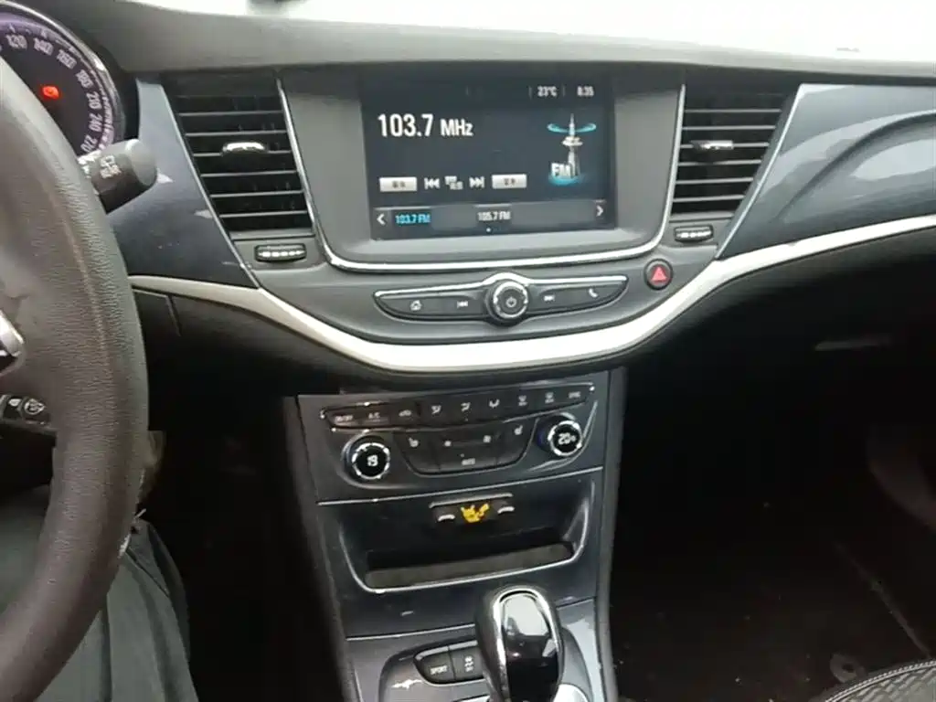 Buick Verano 2016 Hatchback 15S Automatic Leading фото 6