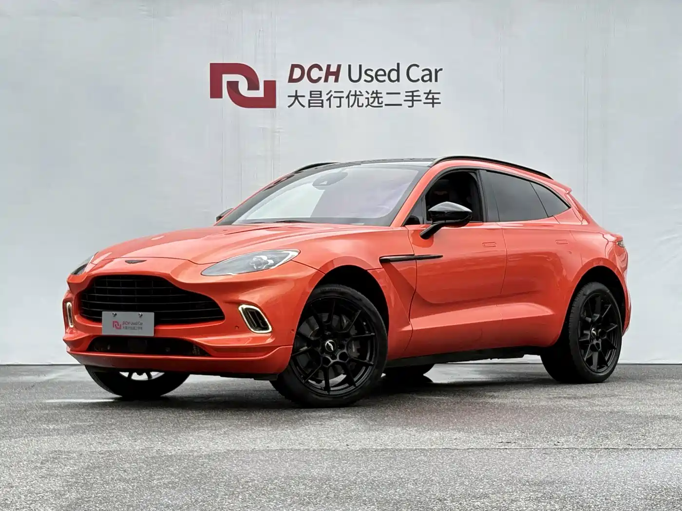 Aston Martin DBX 2022 2020 4.0T V8