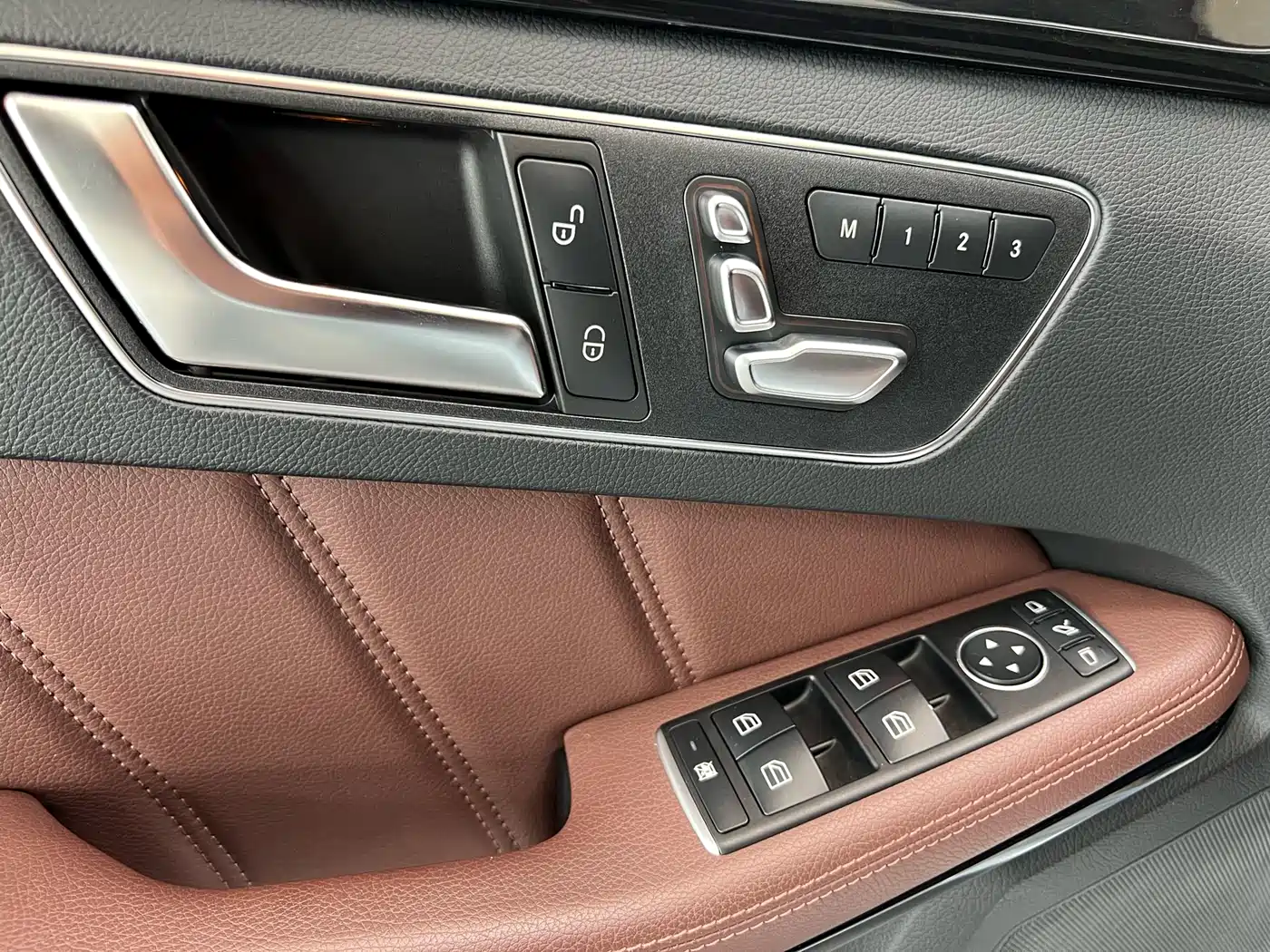 Mercedes-Benz E-Class 2015 E 260 L Sport Luxury фото 29
