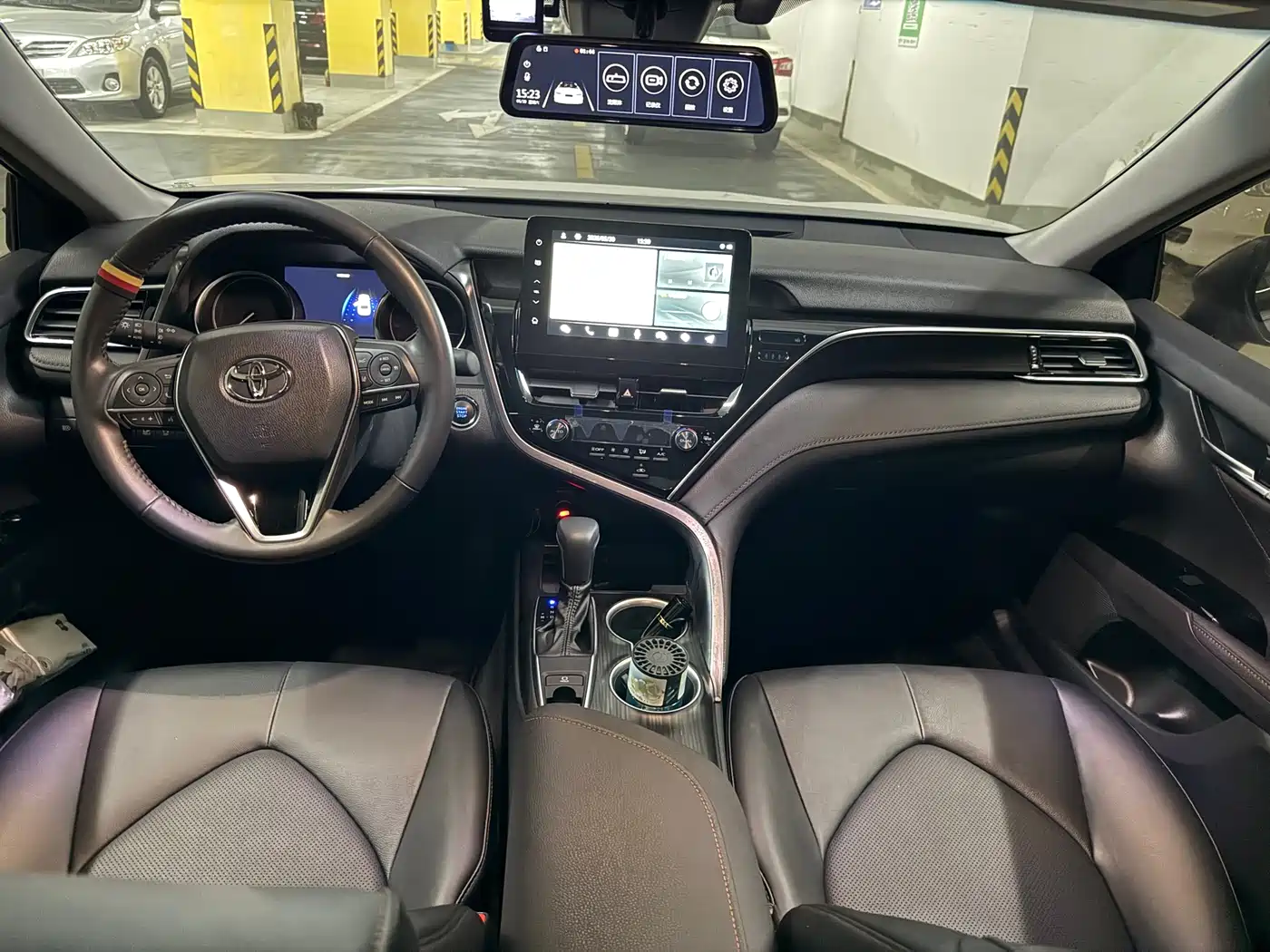 Toyota Camry 2023 2.0G Luxury Edition фото 8
