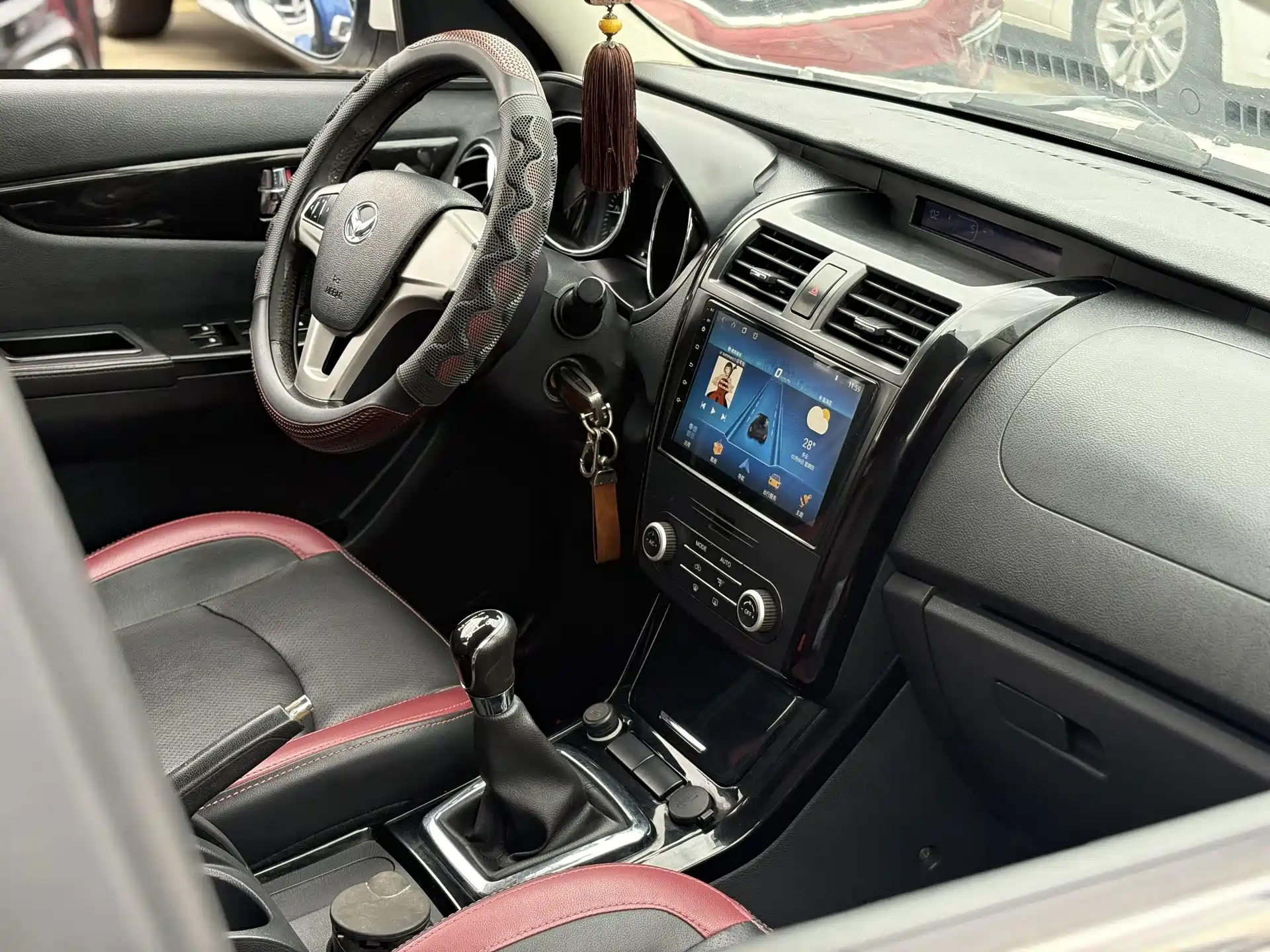 Фото 6 - BAIC Huansu S3