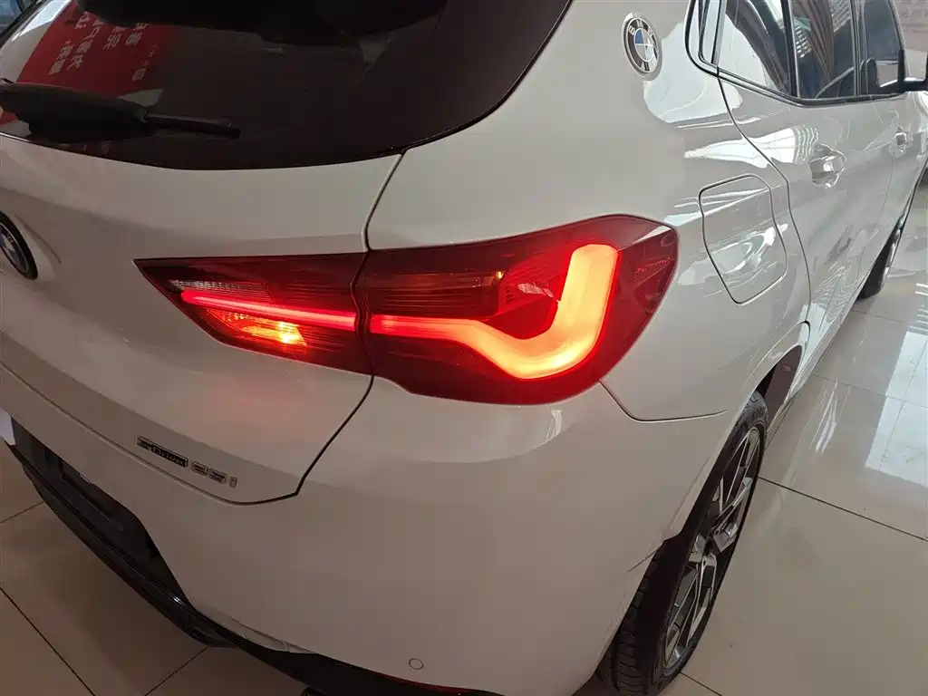BMW X2 2021 Facelift sDrive25i Shadow Night Edition фото 8