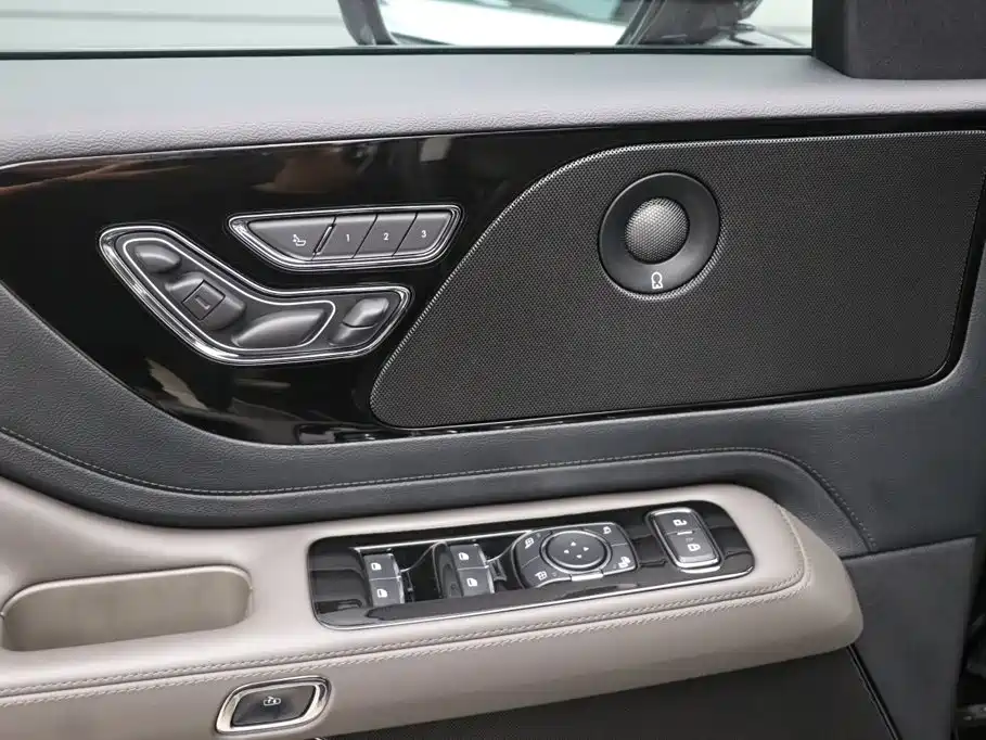 Lincoln Aviator 2024 2024 3.0T V6 AWD Luxury Edition 6-Seater