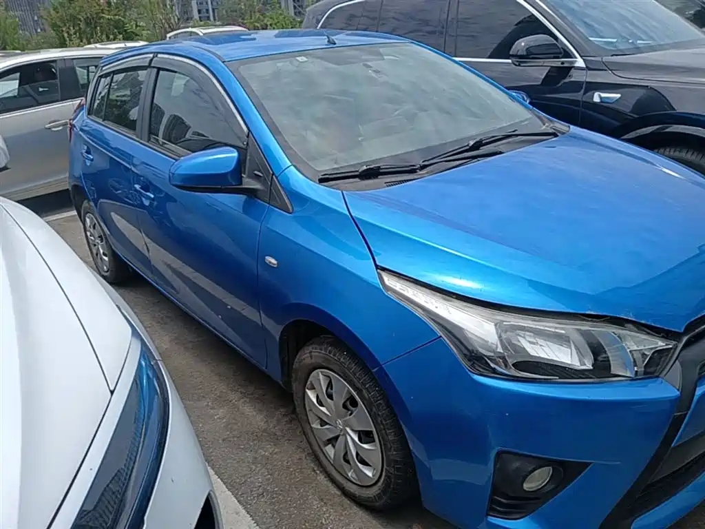 Toyota YARiS L Zhi Xuan 2014 1.3E Manual Charming Edition фото 4