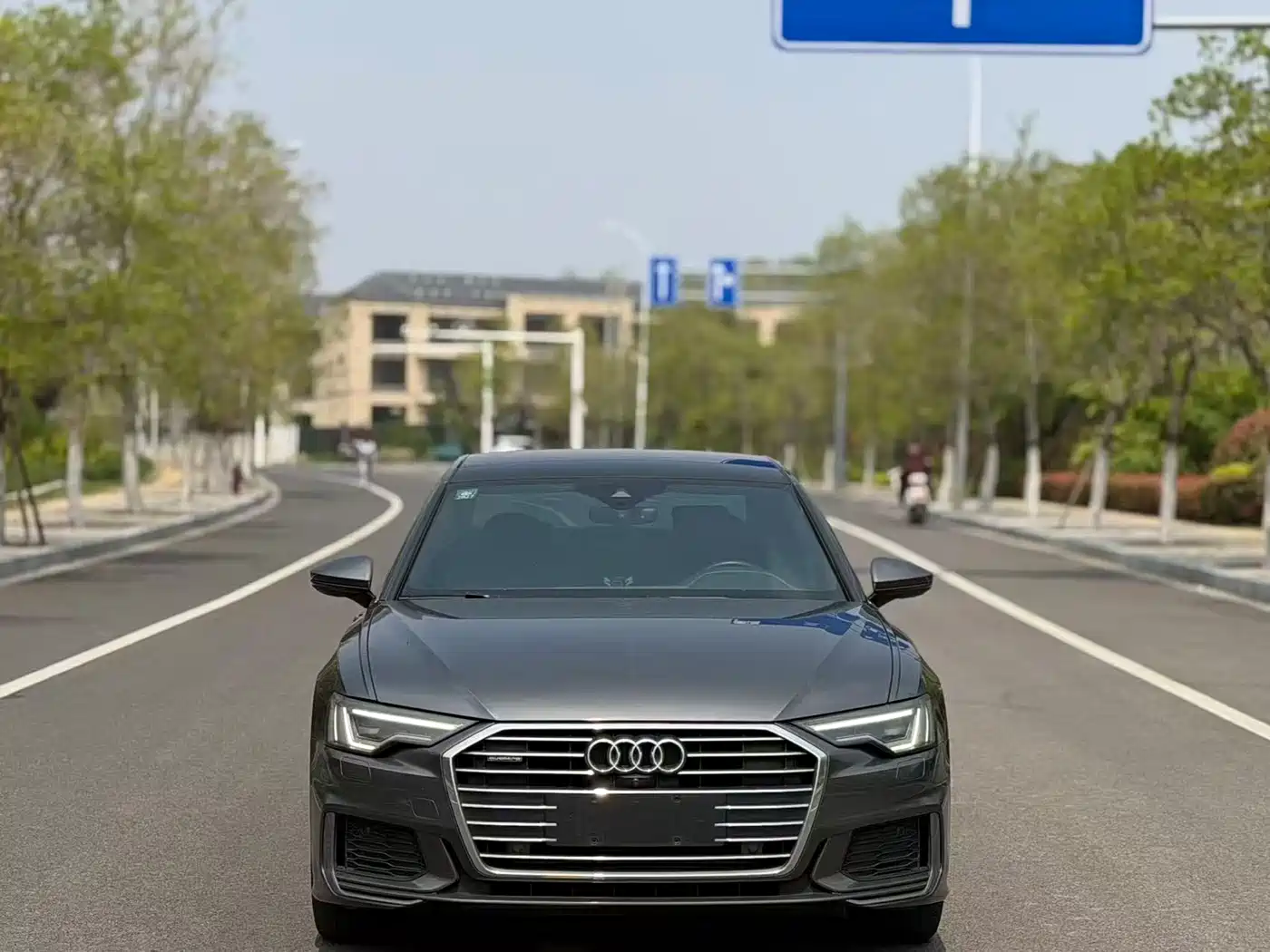 Audi A6L 2021 45 TFSI quattro Exclusive Sport фото 2