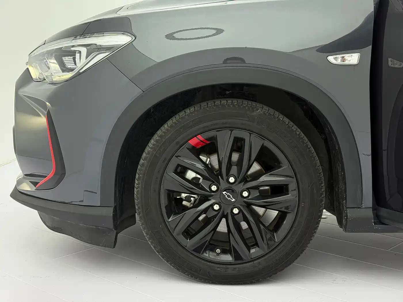 Chevrolet Volando 2023 2020 Mild Hybrid Redline 530T Automatic Premium Edition (5+2 seater)