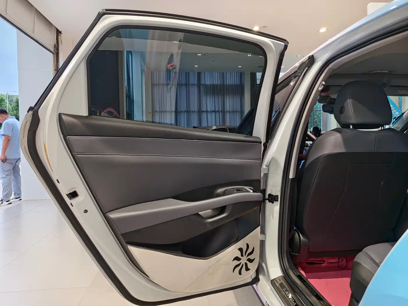 Volkswagen Lavida 2025 PRO 1.5T Classic Edition фото 8