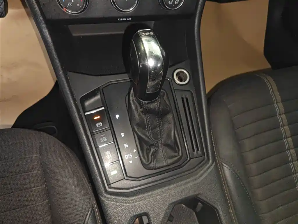 Volkswagen Lavida 2019 280TSI DSG Comfort Edition China VI фото 6