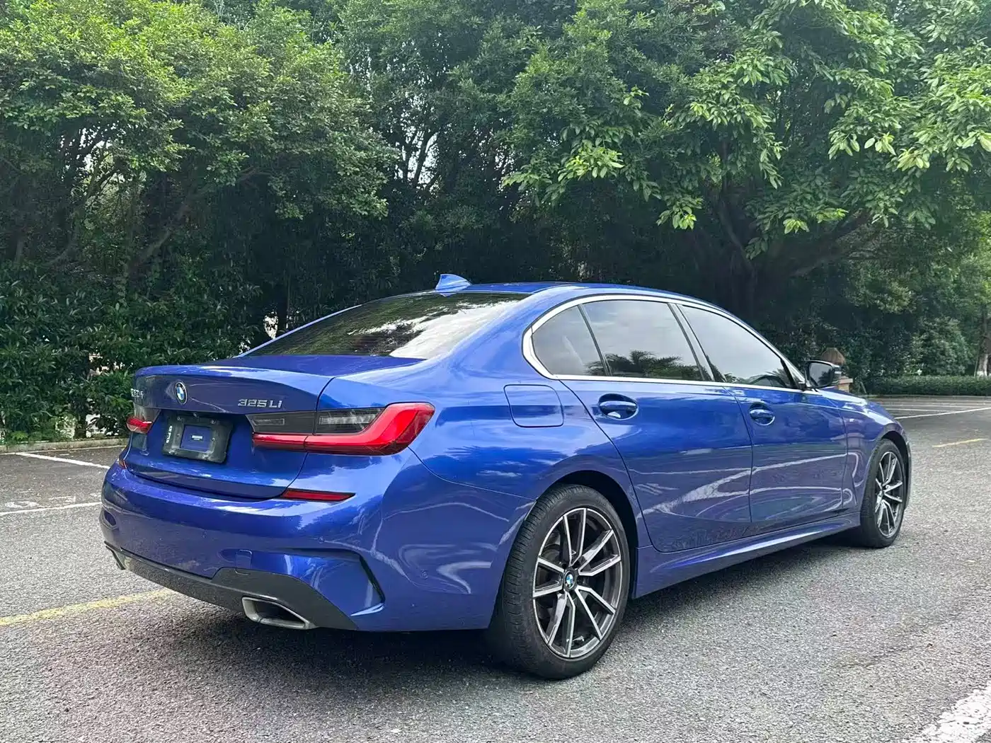 BMW 3 Series 2020 325Li M Sport Package фото 9