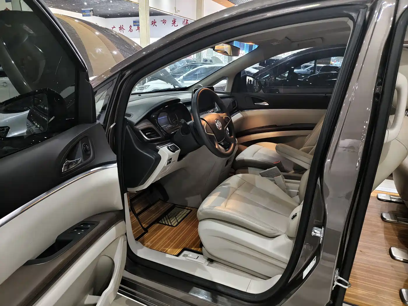 Buick GL8 2023 Model Land Business Class Comfort фото 6