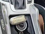 Photo 12 - Geely Atlas
