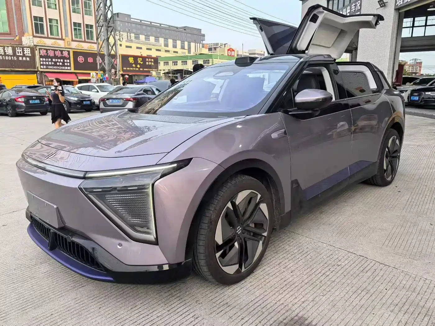 HiPhi Y 2023 765km Flagship Edition