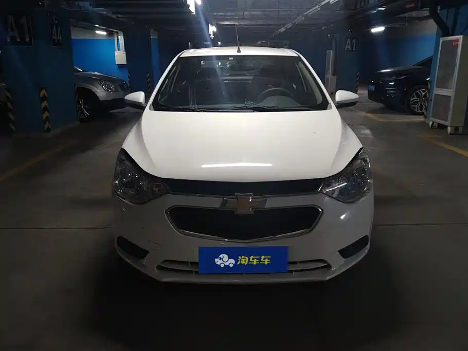 Chevrolet Sail 2015 Sail 3 1.3L Manual Ideal Edition фото 2