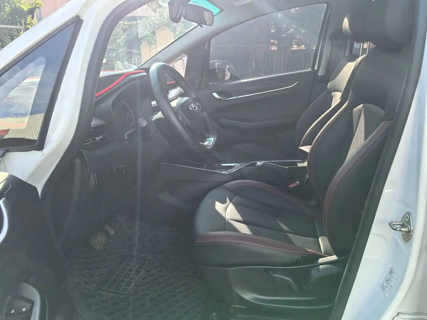 Geely Vision X3 2022 2021 PRO 1.5L CVT Premium