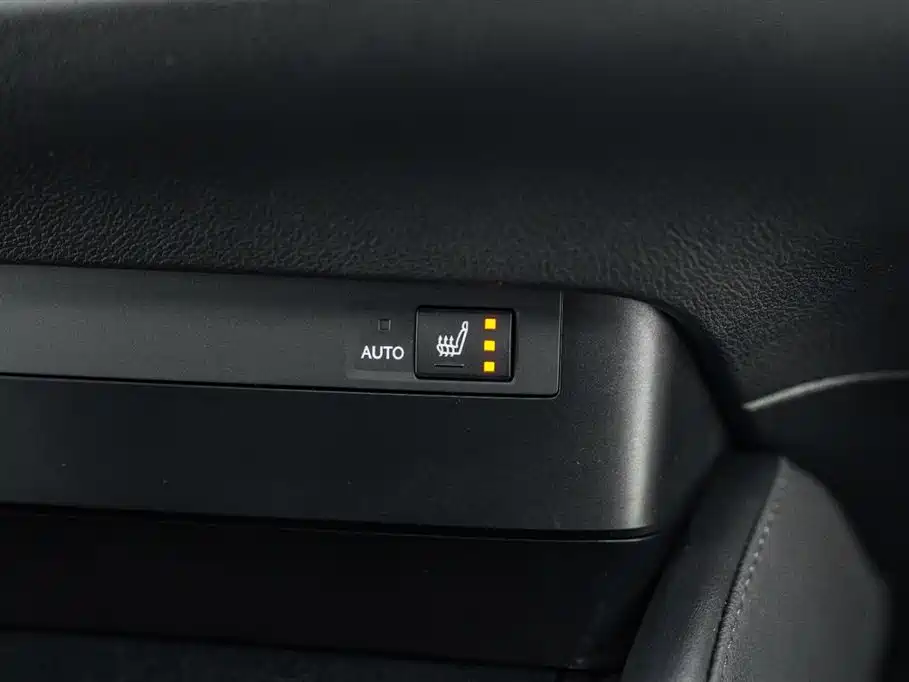Lexus ES 2022 200 Excellence Edition фото 35