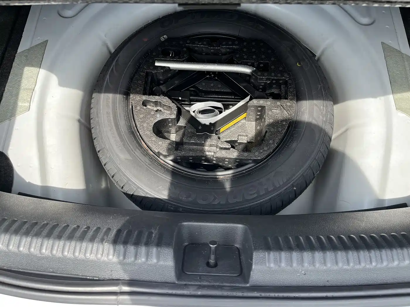 Volkswagen Sagitar 2017 1.6L Automatic Comfort фото 23