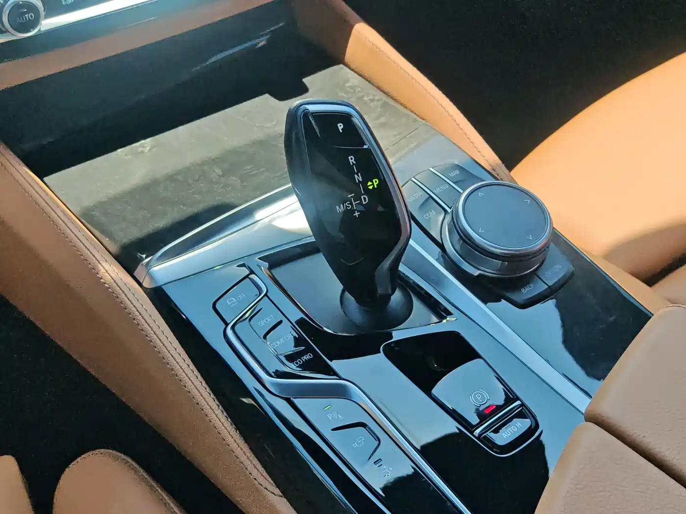 BMW 6 Series GT 2021 630i M Sport Package фото 15