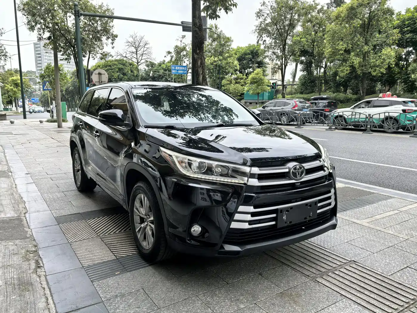 Toyota Highlander 2018 2.0T 4WD Elite 7-seater (China V) фото 3
