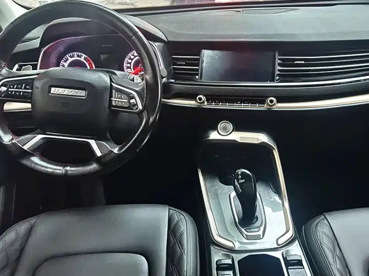 Фото 6 - Haval H6