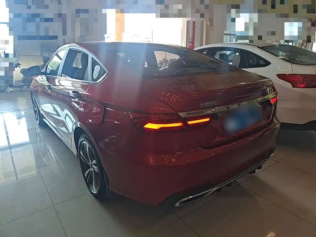 Фото 5 - Geely Binrui