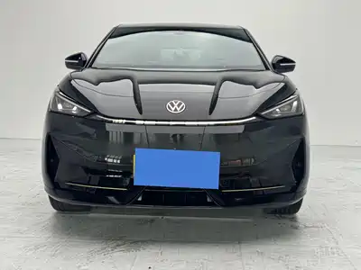 Volkswagen ID. UNYX 06