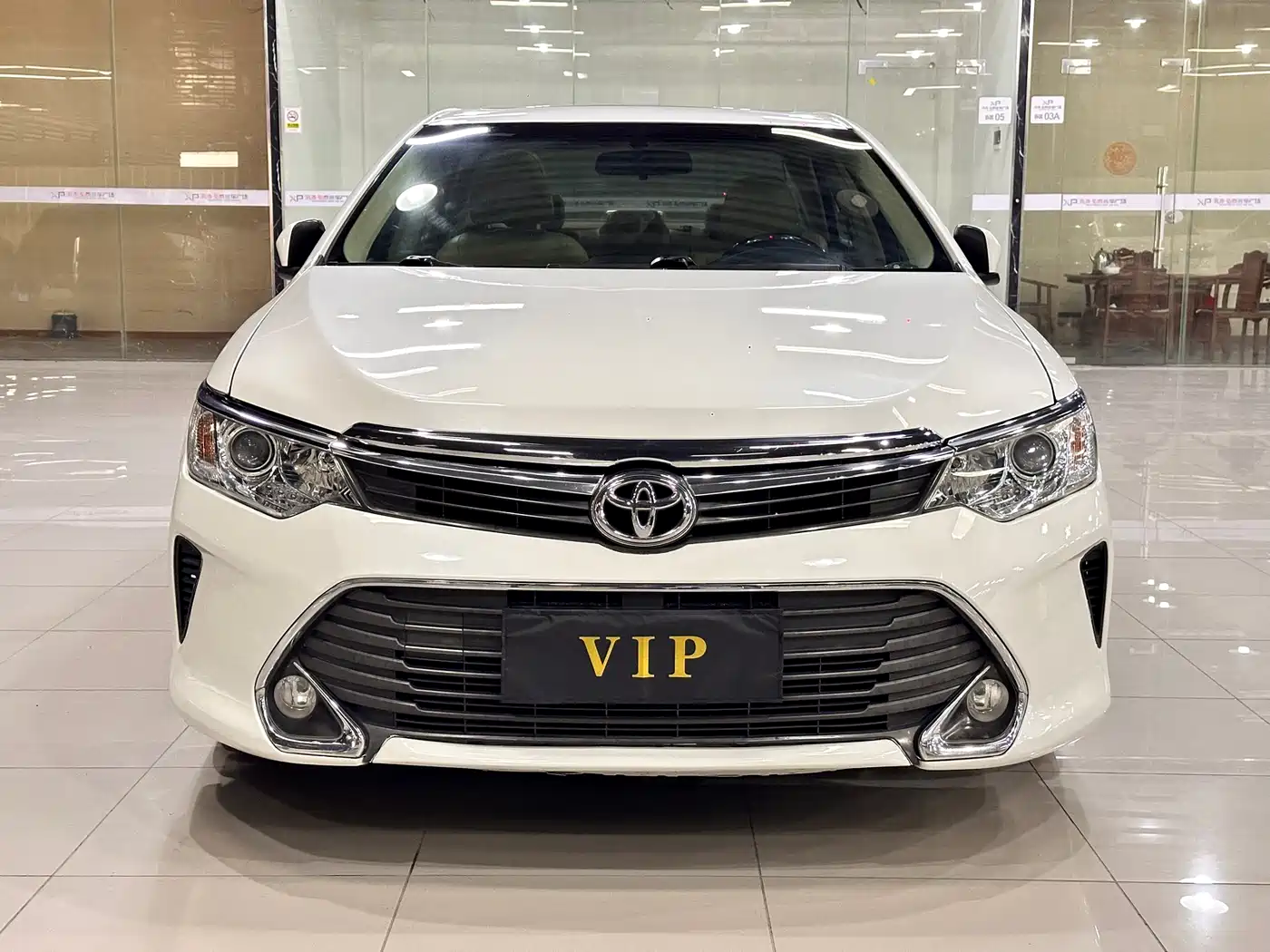 Toyota Camry 2015 2.0G Leading Edition фото 2