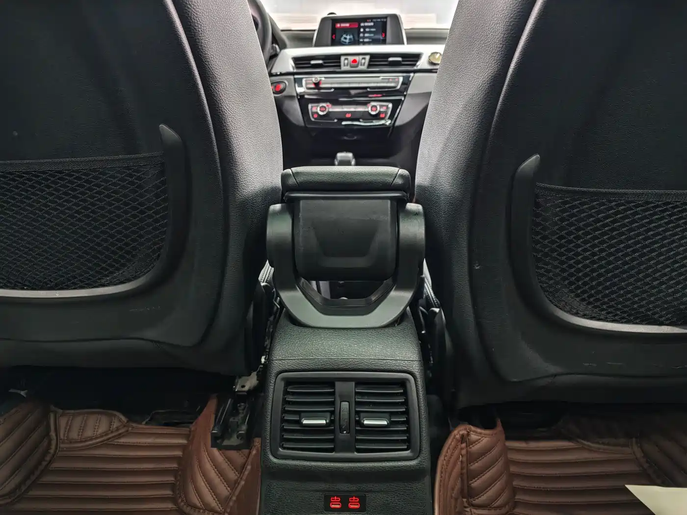 BMW X1 2019 sDrive20Li Leading Model фото 10