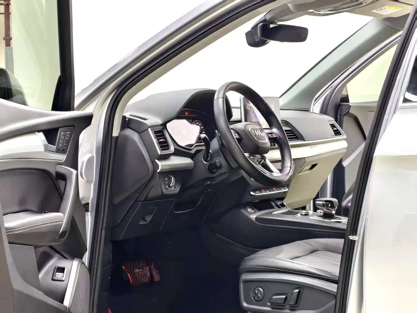 Audi Q5L 2020 40 TFSI Prestige Fashion фото 6