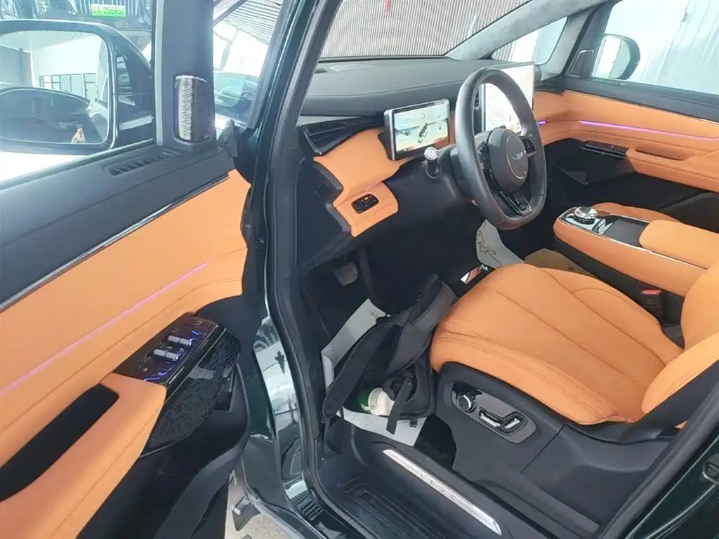 Geely Galaxy Yizhen L380 2025 Model 805km Flagship Edition AWD фото 16