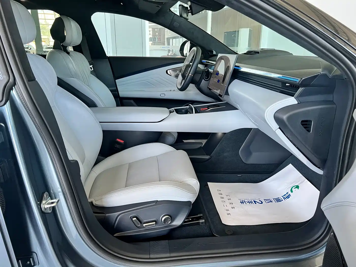 Lynk & Co Z10 2025 Model 95kWh 806km RWD Smart Drive Max фото 26