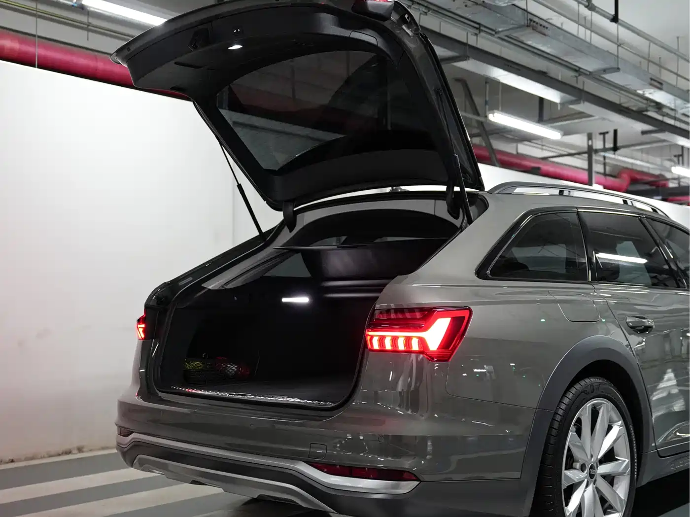 Audi A6 (Import) 2021 2021 allroad quattro Explorer 55 TFSI Premium Off-road