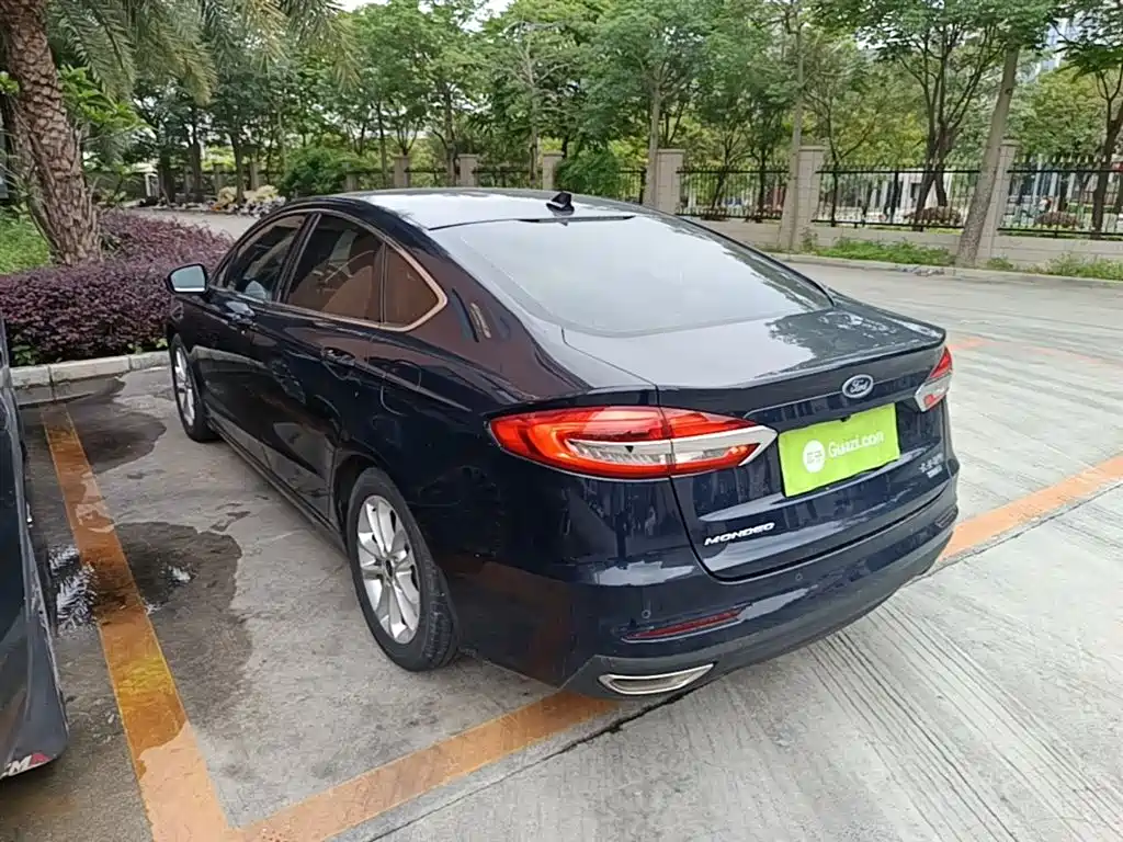 FORD MONDEO
