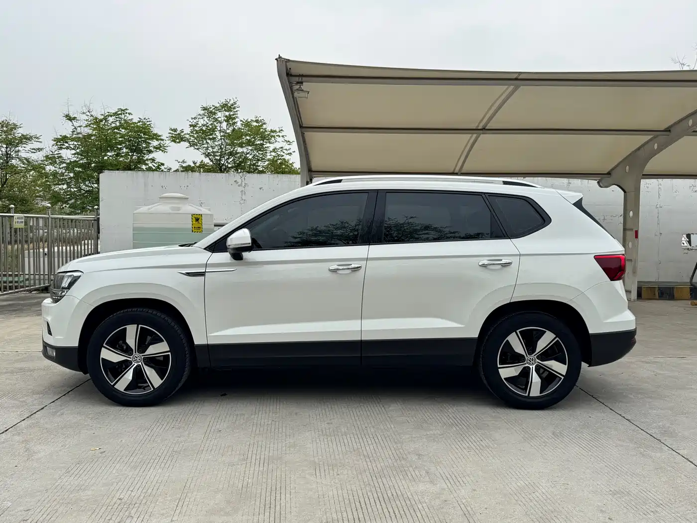 Volkswagen Tharu 2020 280TSI 2WD Comfort Edition China VI фото 6