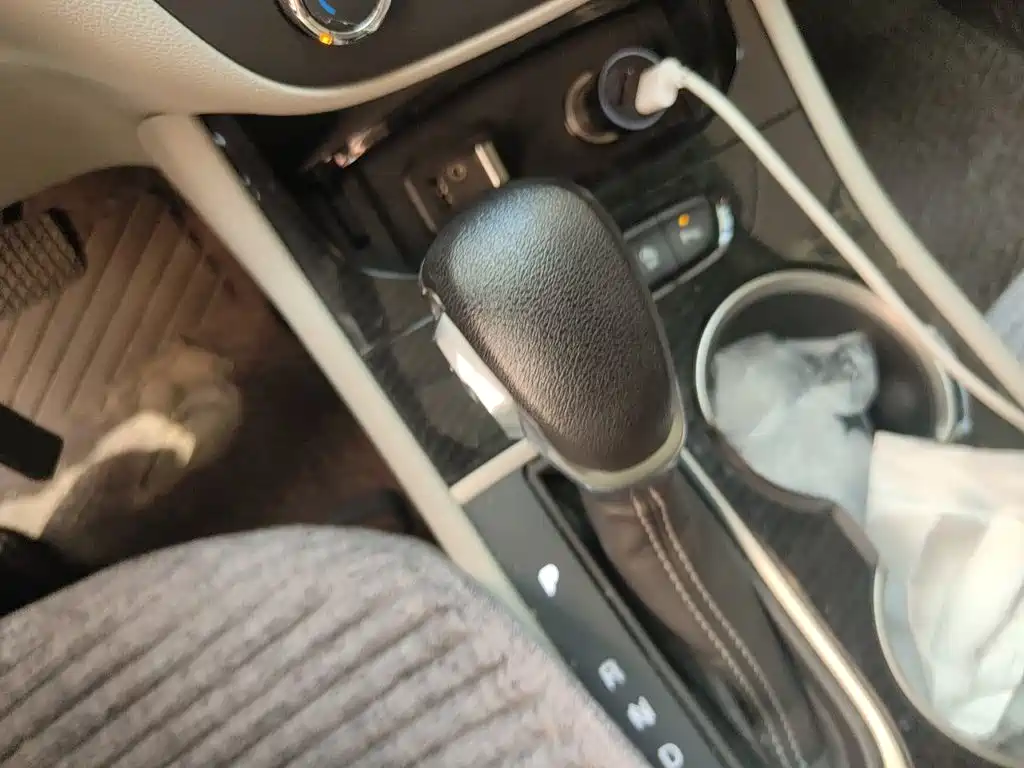 Photo 15 - Buick Verano
