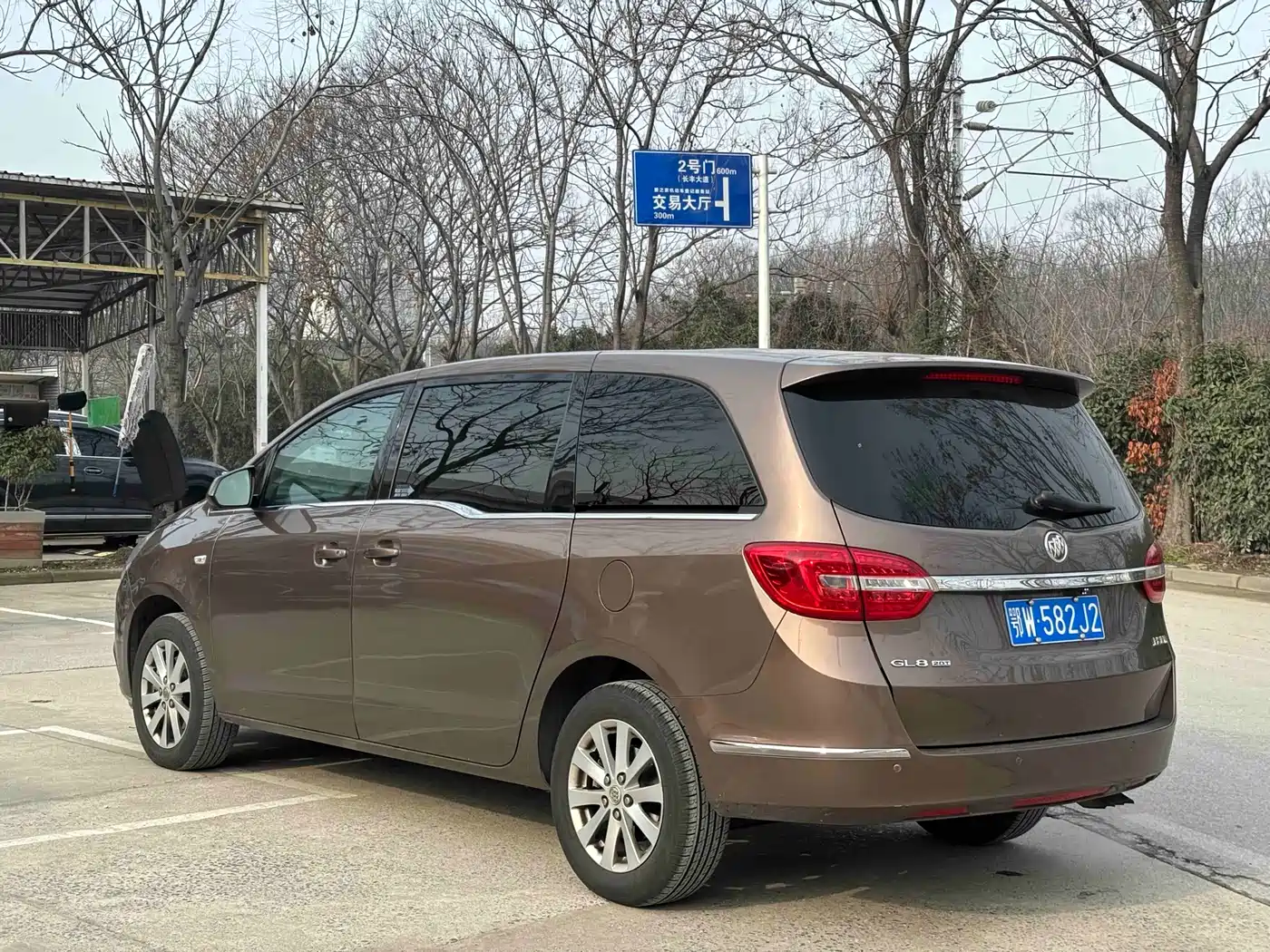 Buick GL8 2018 28T Comfort China VI фото 12