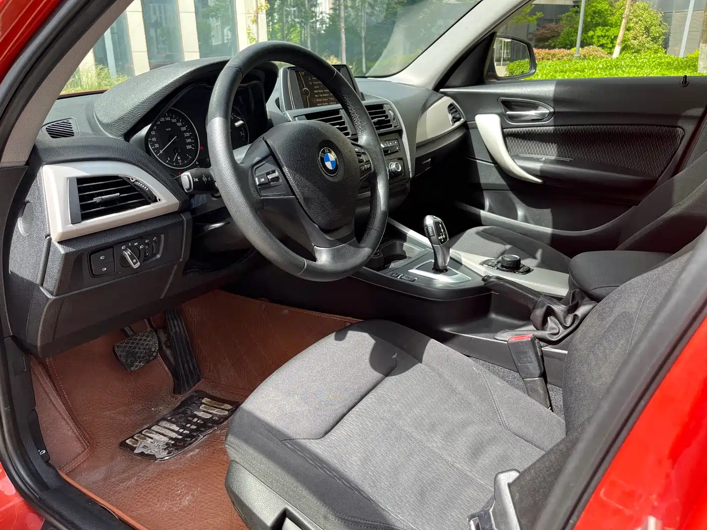 BMW 1 Series (Import) 2013 Facelift 116i Leading Model фото 6