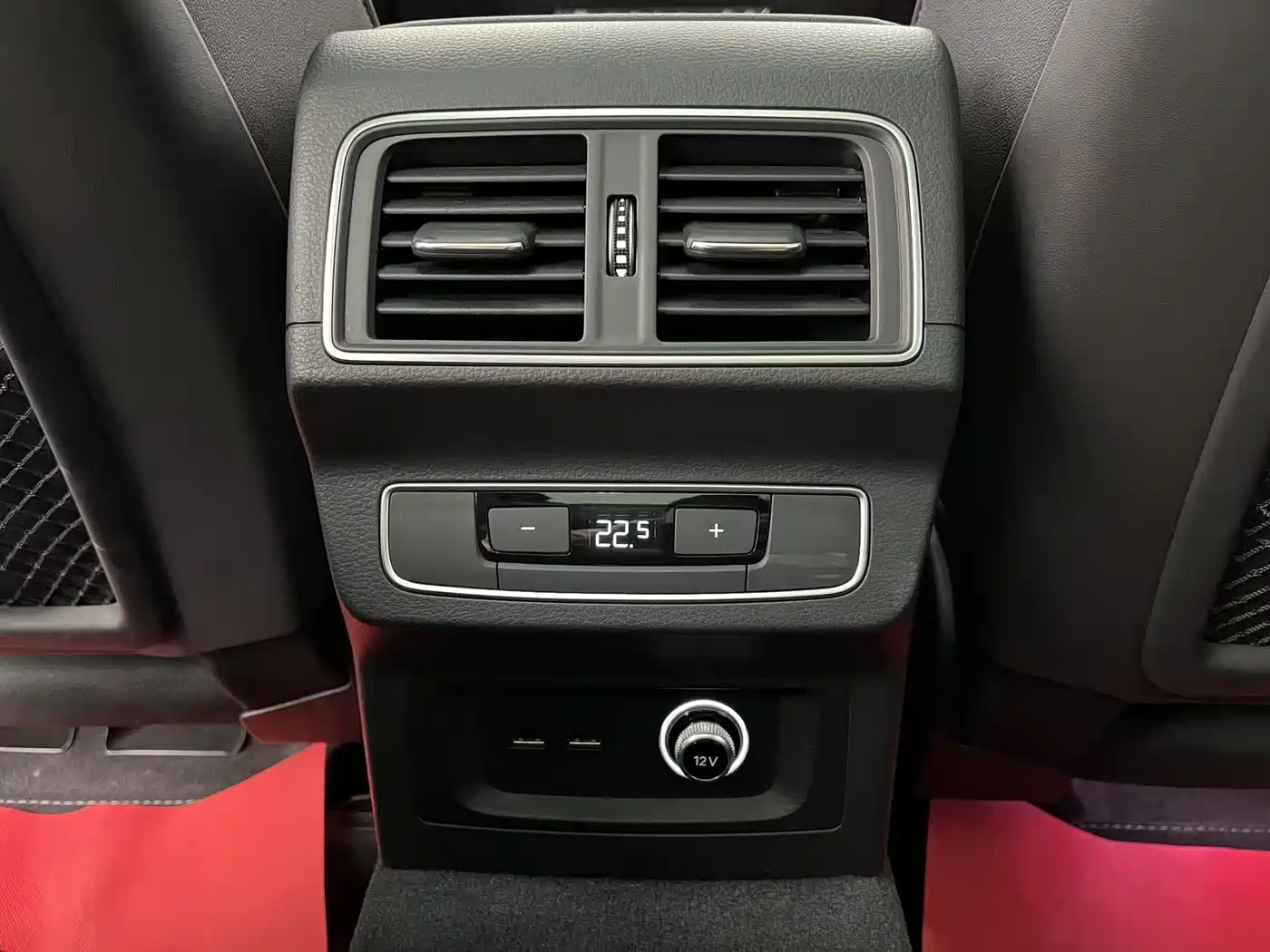 Audi Q5L 2022 40T Luxury Dynamic фото 12