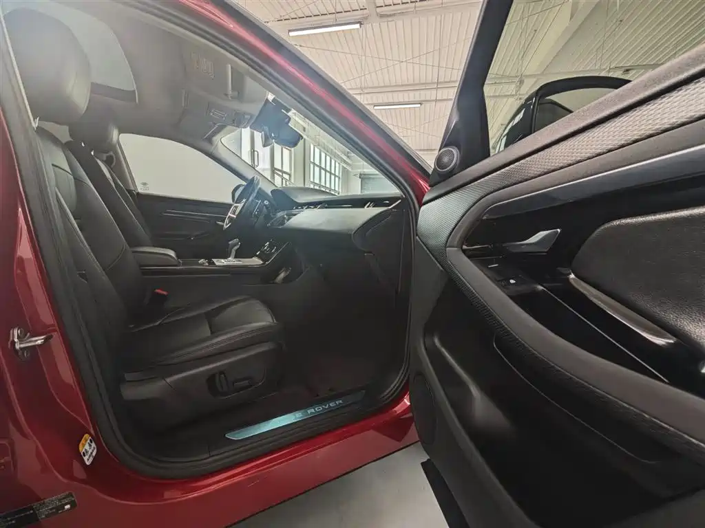 Land Rover Range Rover Evoque 2021 Range Rover Evoque L 249PS R-Dynamic S Performance Edition фото 15