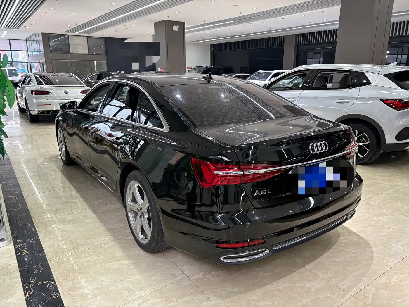 Audi A6L 2021 45 TFSI quattro Exclusive Elegance фото 9