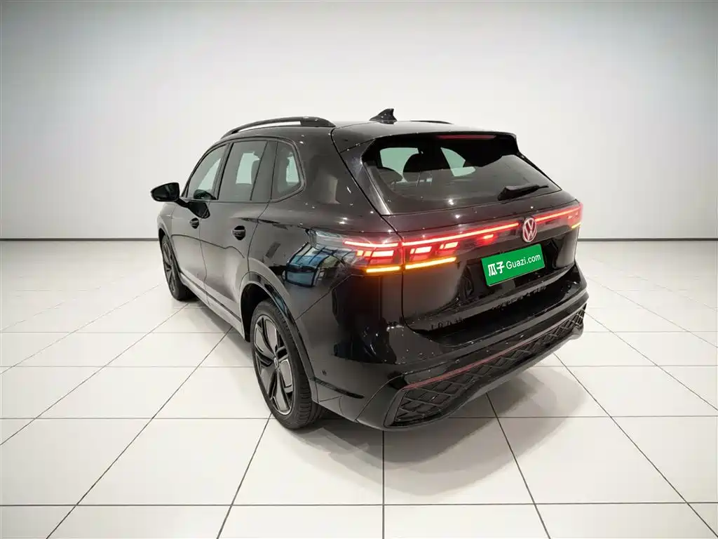 Volkswagen Tiguan L 2024 PRO 330TSI 2WD R-Line Smart Edition фото 5